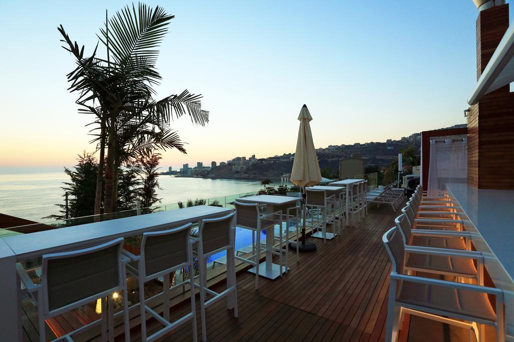 Luxor Hotel Jounieh Buitenkant foto