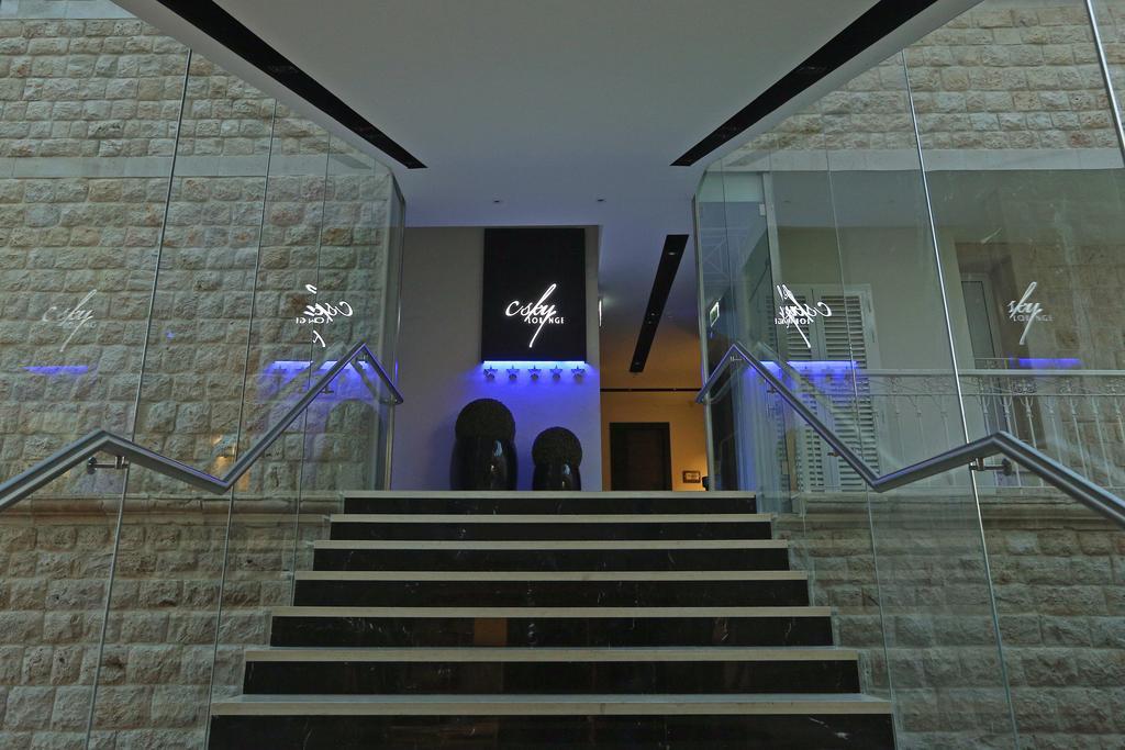 Luxor Hotel Jounieh Buitenkant foto