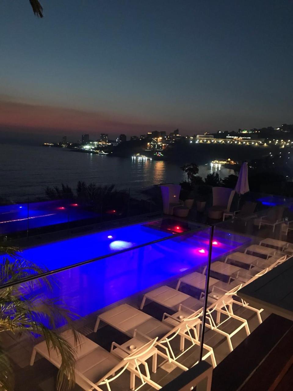 Luxor Hotel Jounieh Buitenkant foto